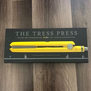 ❌SOLD❌Drybar Stress Press Iron